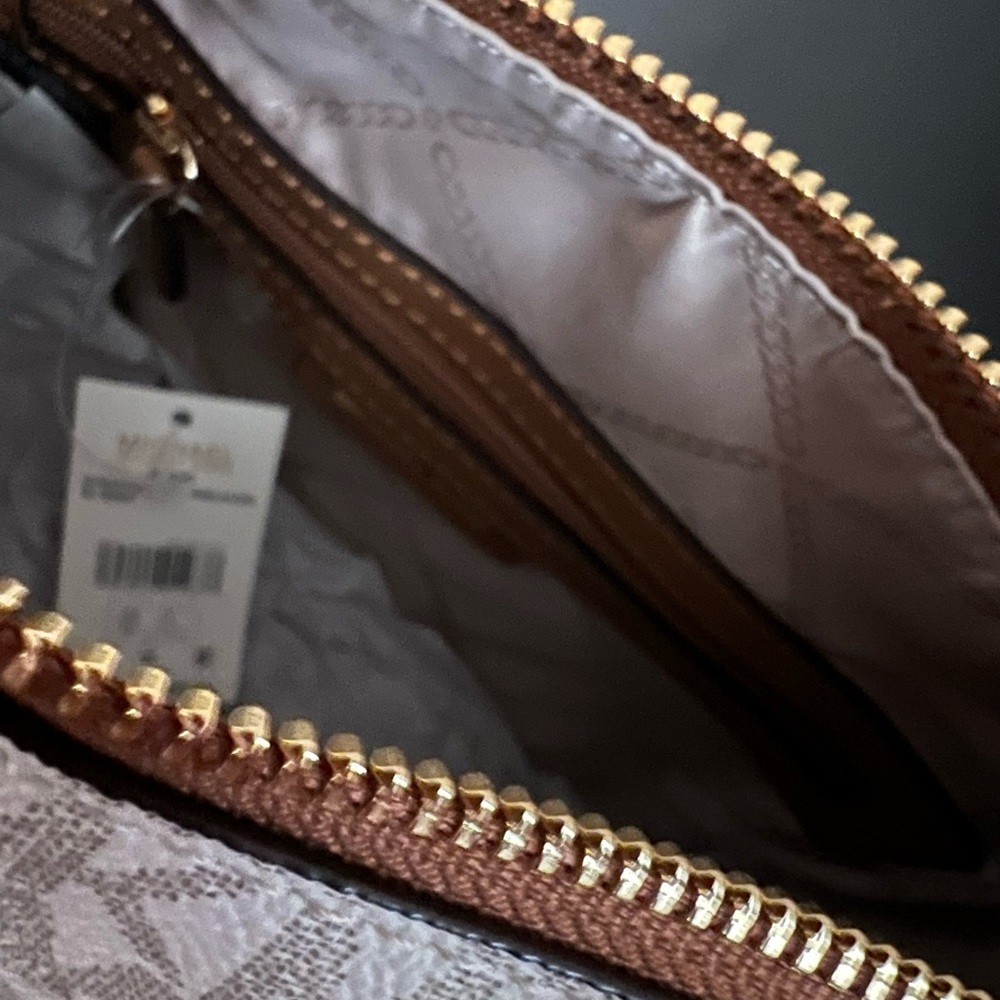 NWT MICHAEL KORS AUSTEN SMALL SATCHEL HANDBAG - Picture 4 of 5